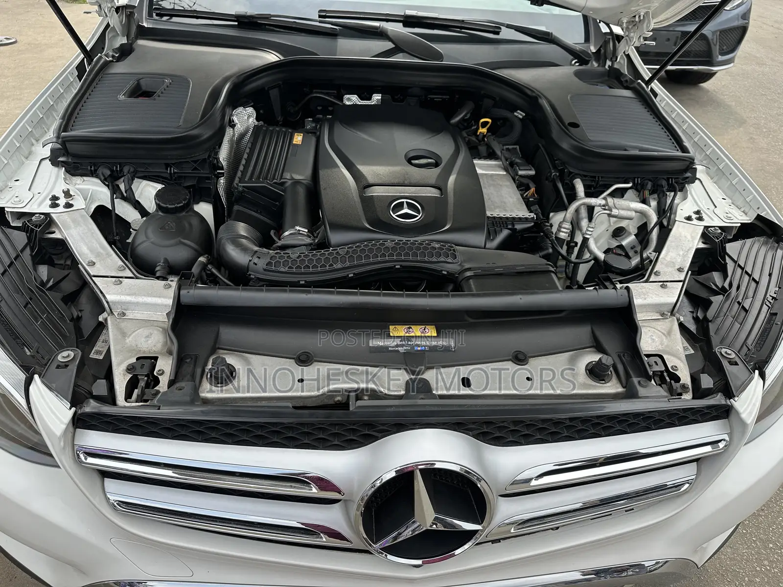 Mercedes-Benz GLC-Class 2018 White