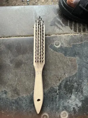 Lreon Brush