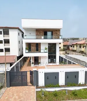 Beautiful 6 Bedroom Fully Detached House for Sale