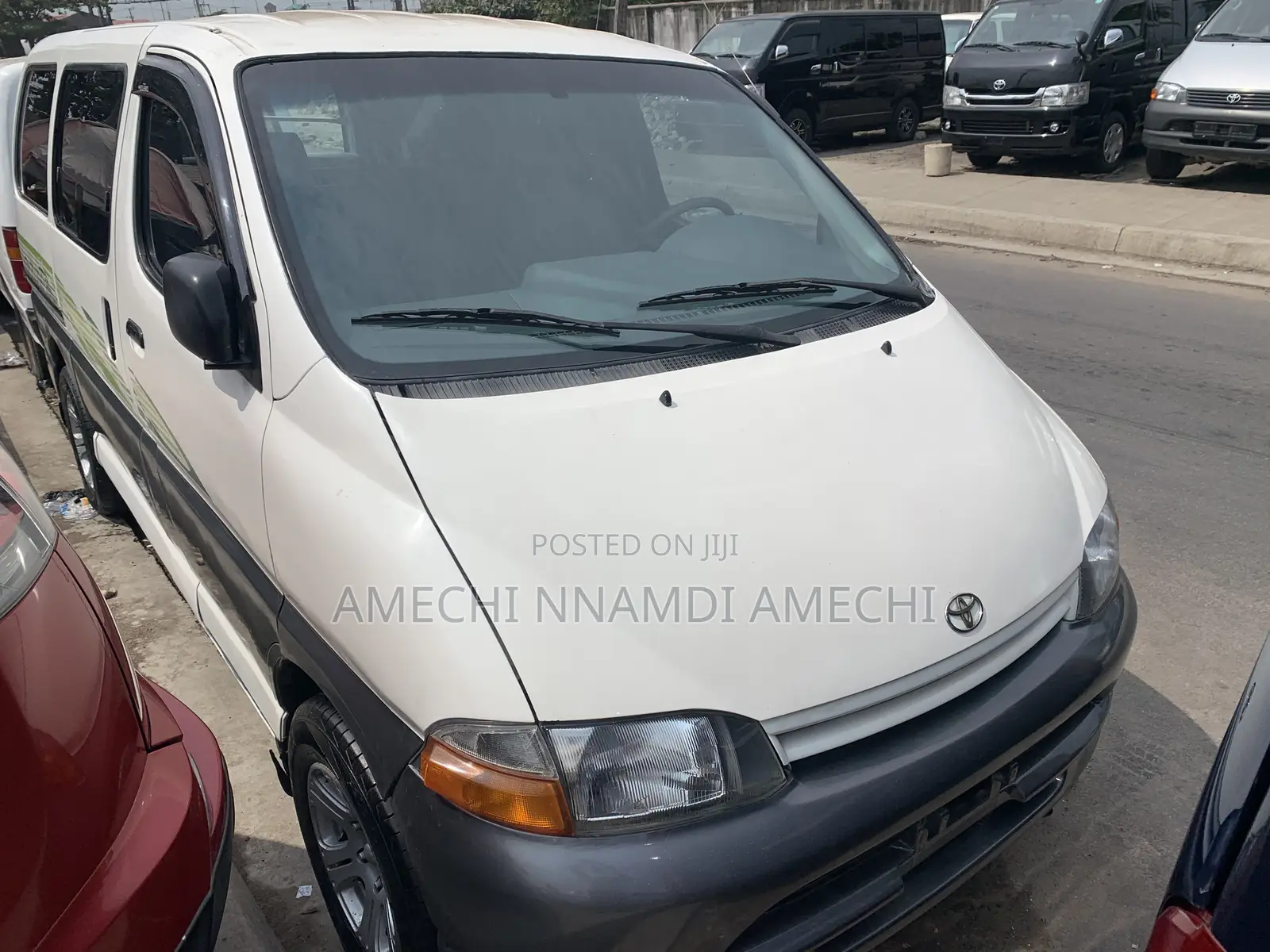 Toyota HiAce 2005 White