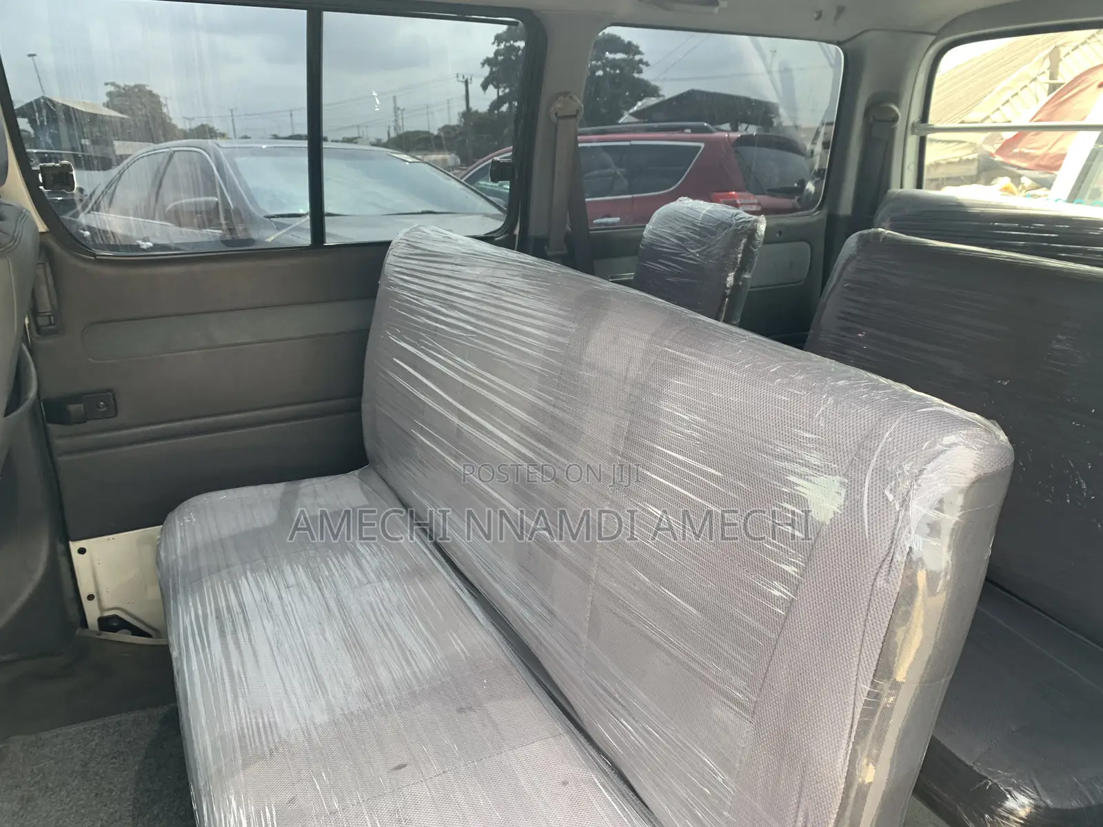 Toyota HiAce 2005 White