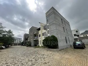 4bdrm Townhouse/Terrace in Jahi for sale