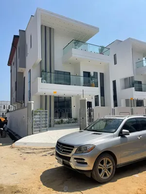 5bdrm Duplex in Ajah for sale