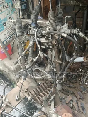 Front Shock Mercedes Benz W204