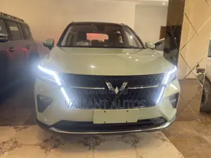 New Wuling Hongguang Plus 2025 Green