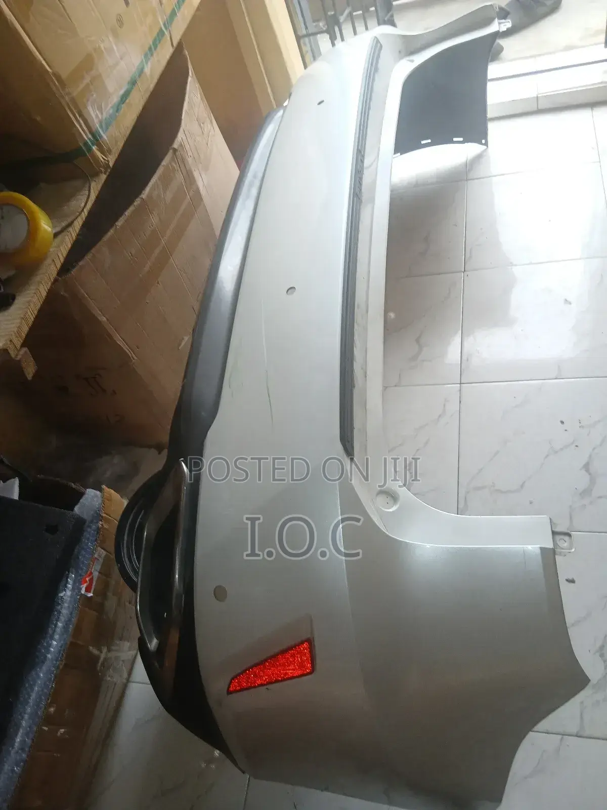 Complete Back Bumper Rx 350 2018 Available