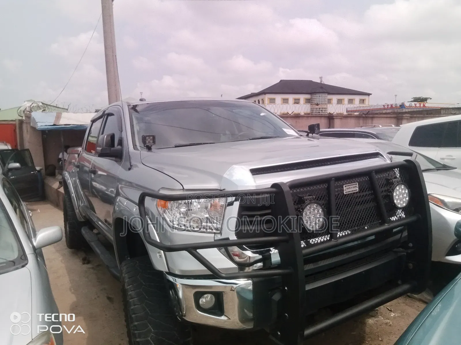 Toyota Tundra 2016 Silver