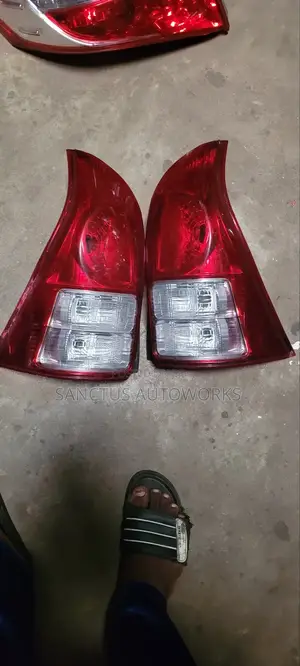Rear Light Avanza 2012