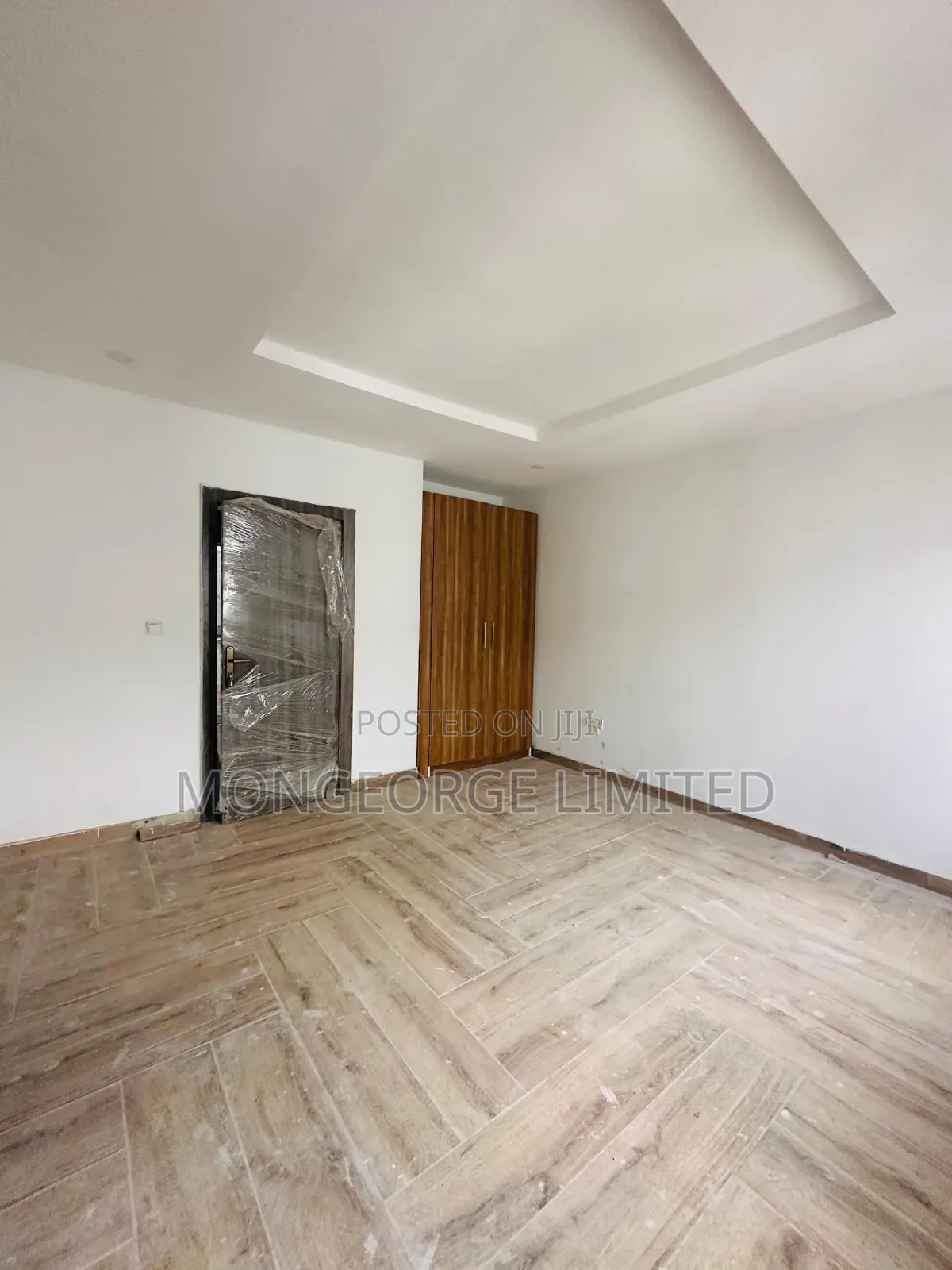 4bdrm Townhouse/Terrace in Ikate for sale