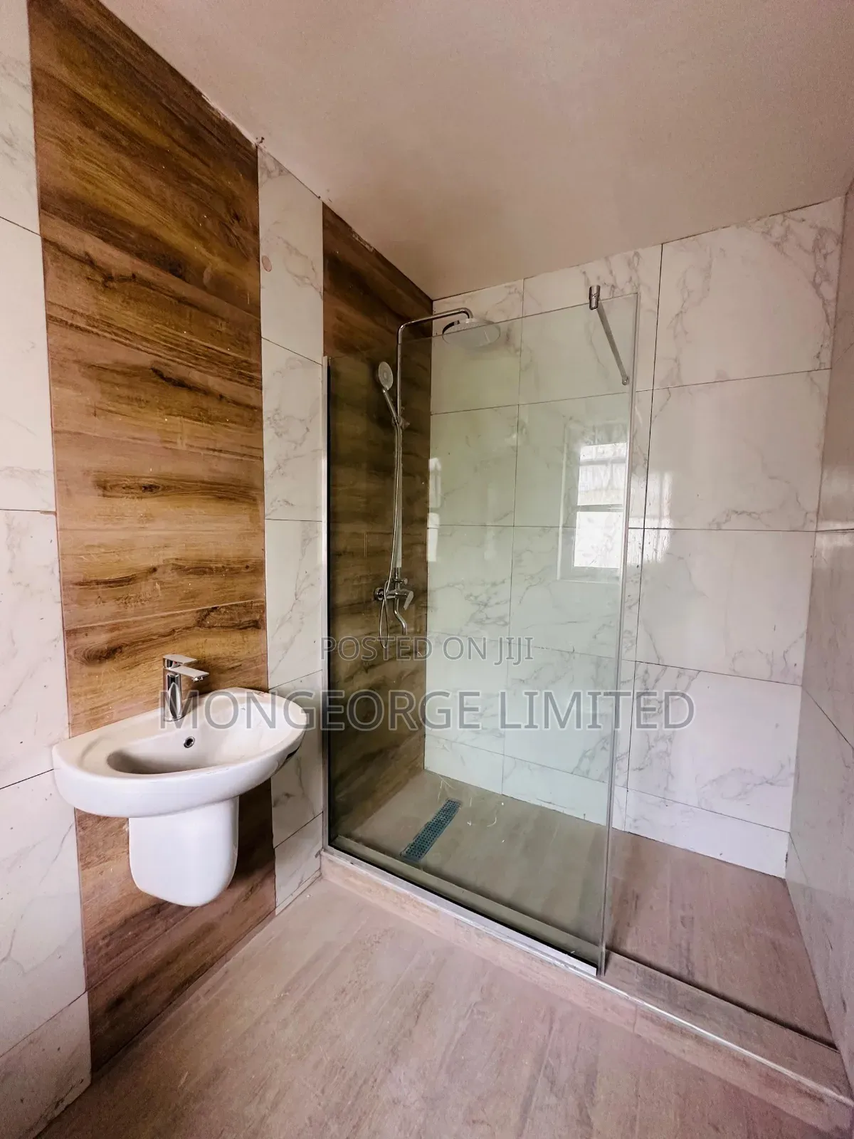 4bdrm Townhouse/Terrace in Ikate for sale
