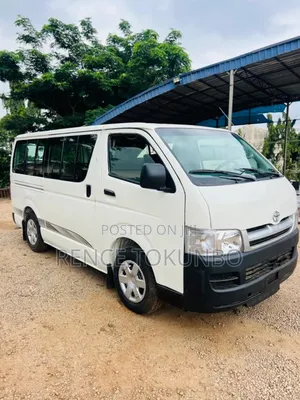 Toyota HiAce 2012 White