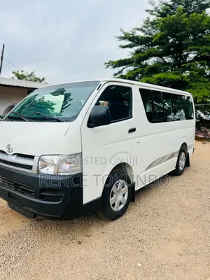 Toyota HiAce 2012 White