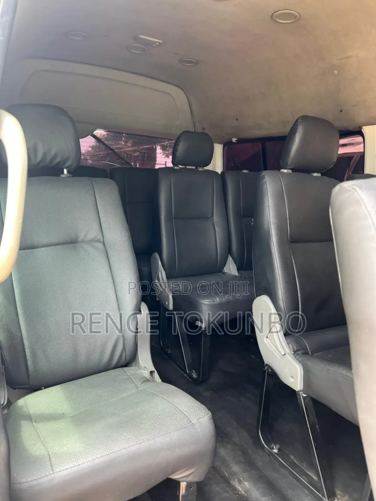 Toyota HiAce 2013 White
