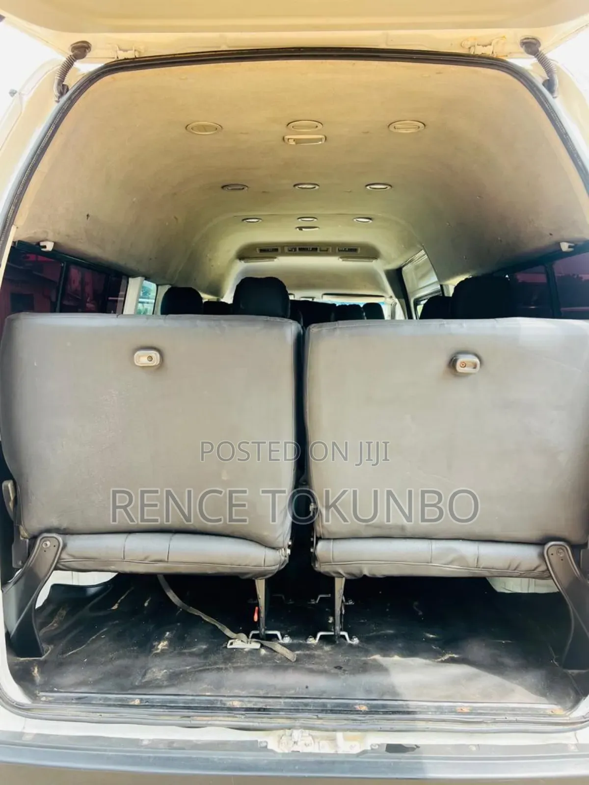 Toyota HiAce 2013 White