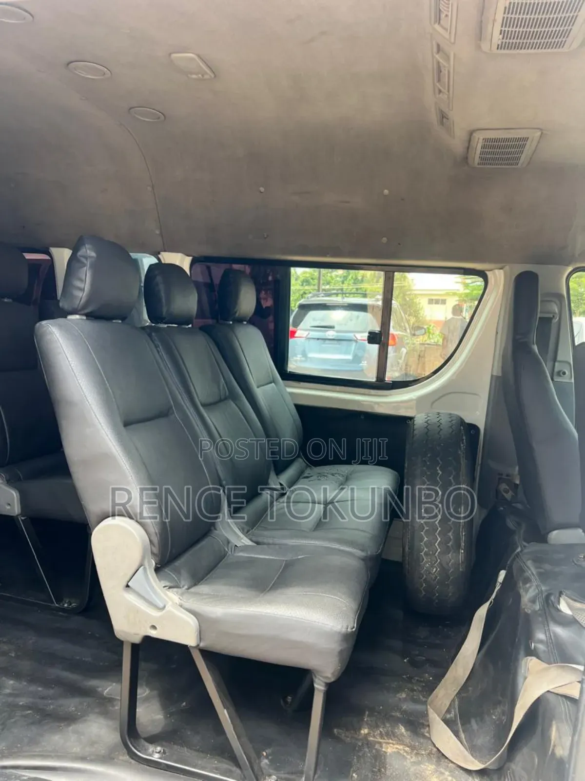 Toyota HiAce 2013 White