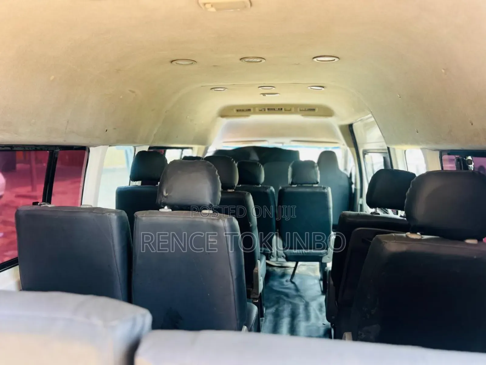 Toyota HiAce 2013 White