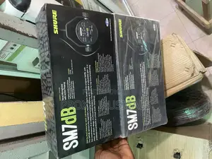 Shure Sm7db Legendary Dynamic Vocal Microphone