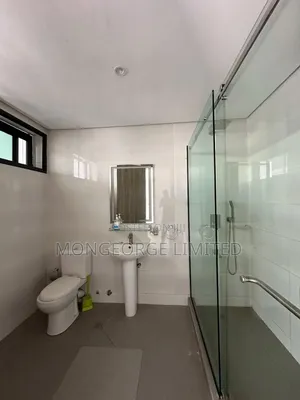 4bdrm Townhouse / Terrace in Lekki Phase 1 for rent