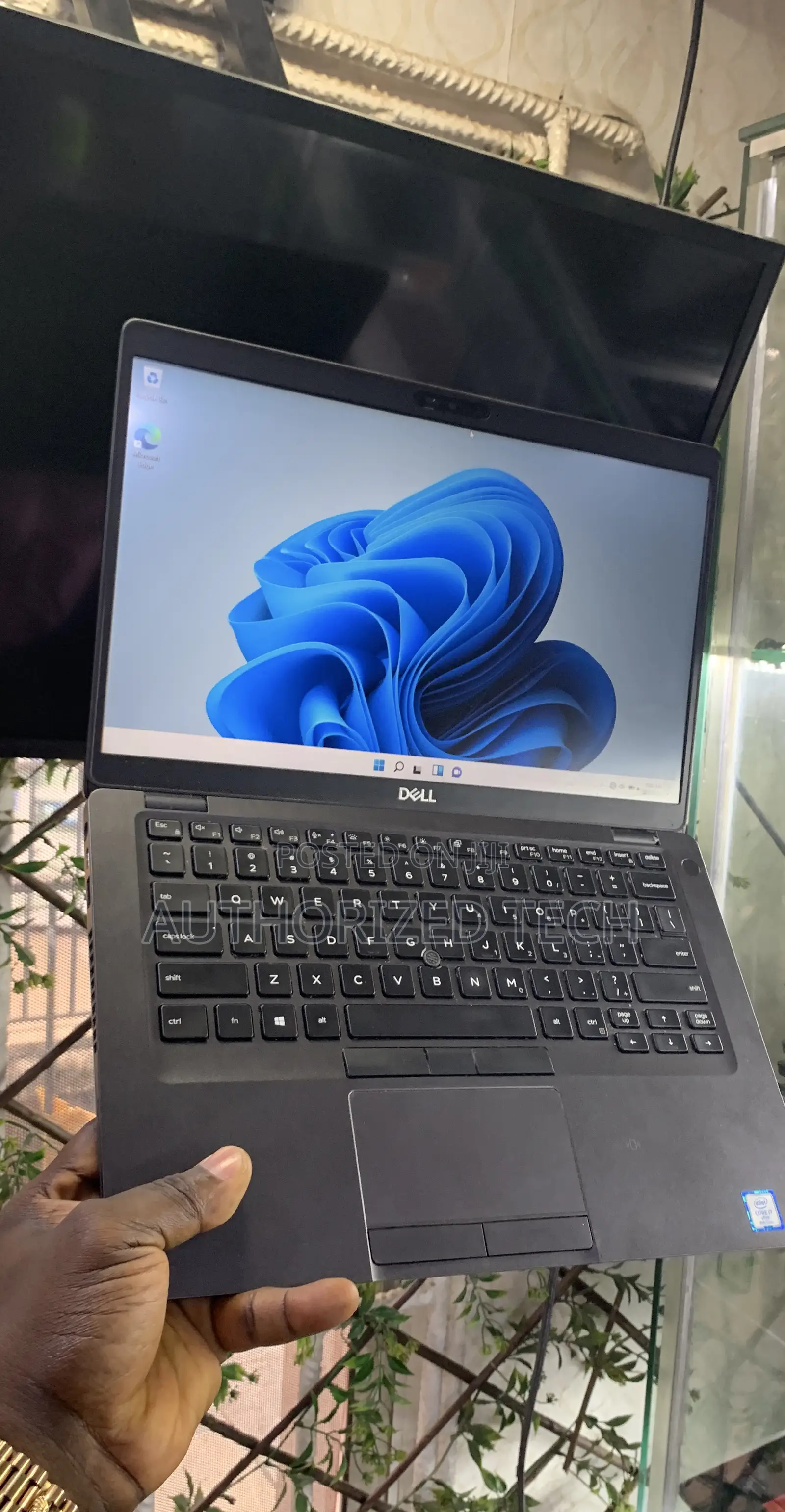 Laptop Dell Latitude 5400 8GB Intel Core I7 SSD 256GB