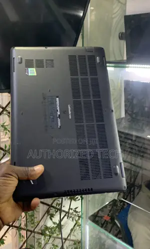 Laptop Dell Latitude 5400 8GB Intel Core I7 SSD 256GB