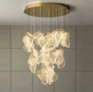 Chandelier With Round Base and 8drops