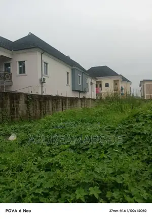 Yummy Exclusive Land