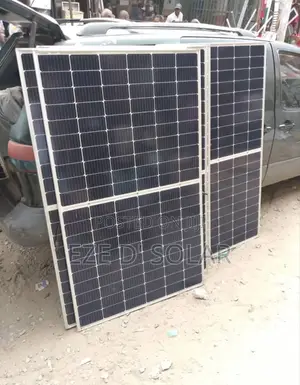 Jinko Solar Panel Bi-Facial Halfcut 550watts