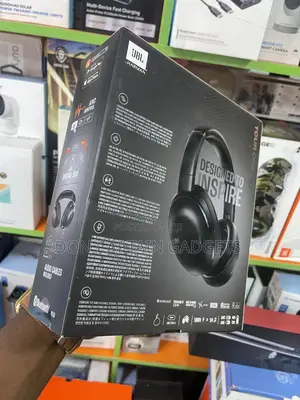 JBL Tour One M3 (Black)