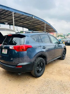 Toyota RAV4 2014 Blue
