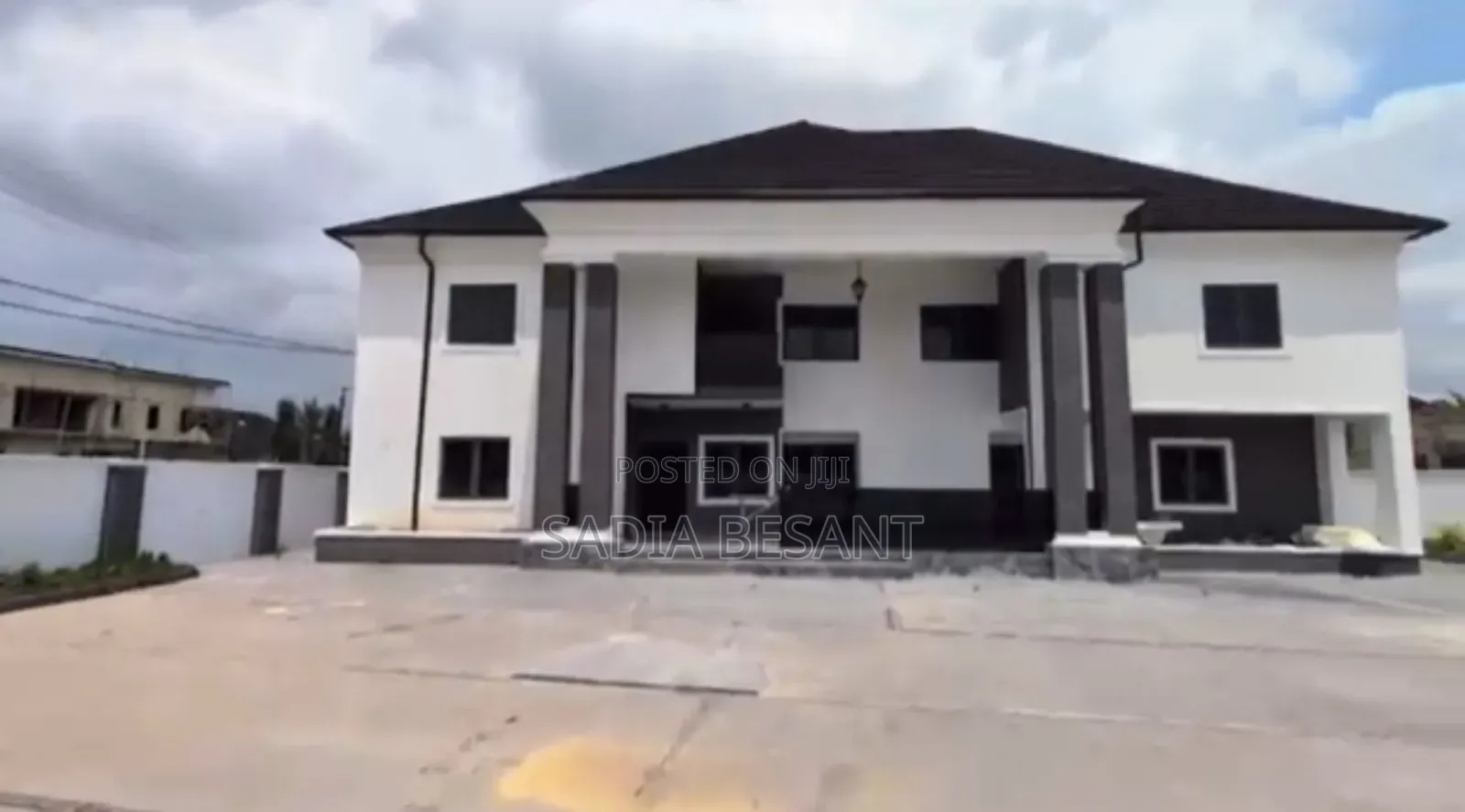 Furnished 6bdrm Duplex in Shelter, Uyo for sale