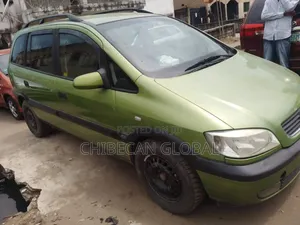 Opel Zafira 2005 Green