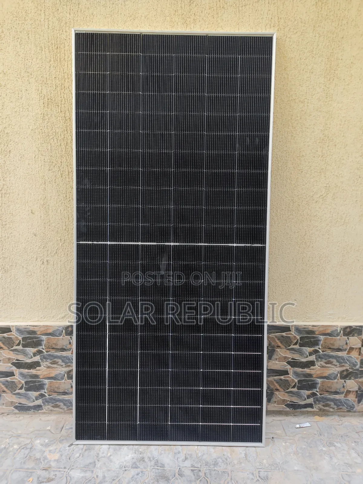 615w Jinko Mono Solar Panel