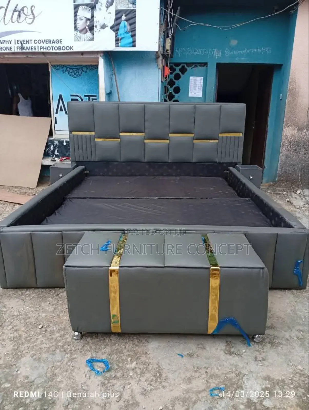Standard 6x6 Padded Bedframe