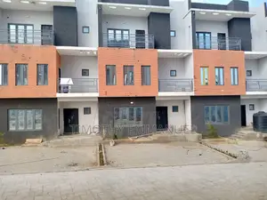 4bdrm Townhouse/Terrace in Guzape Hill Assokoro for Sale