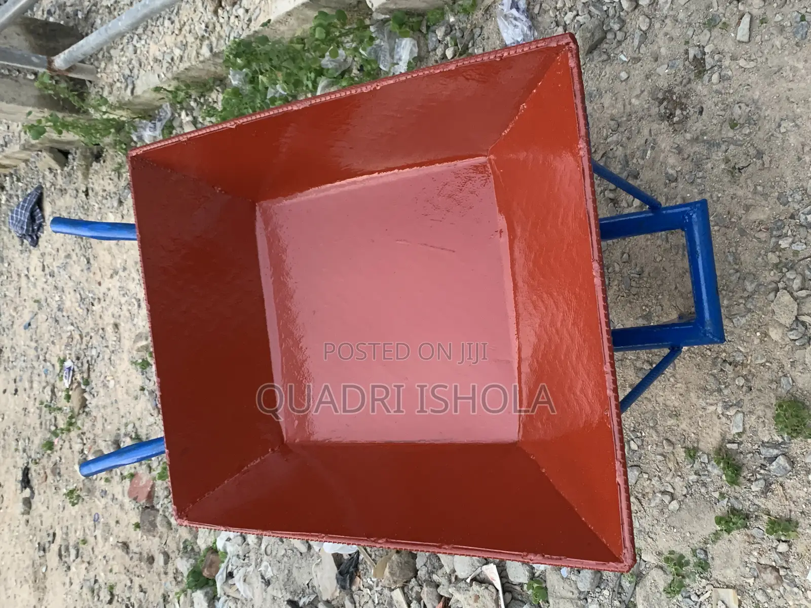 Heavy Duty Thick Wheelbarrow