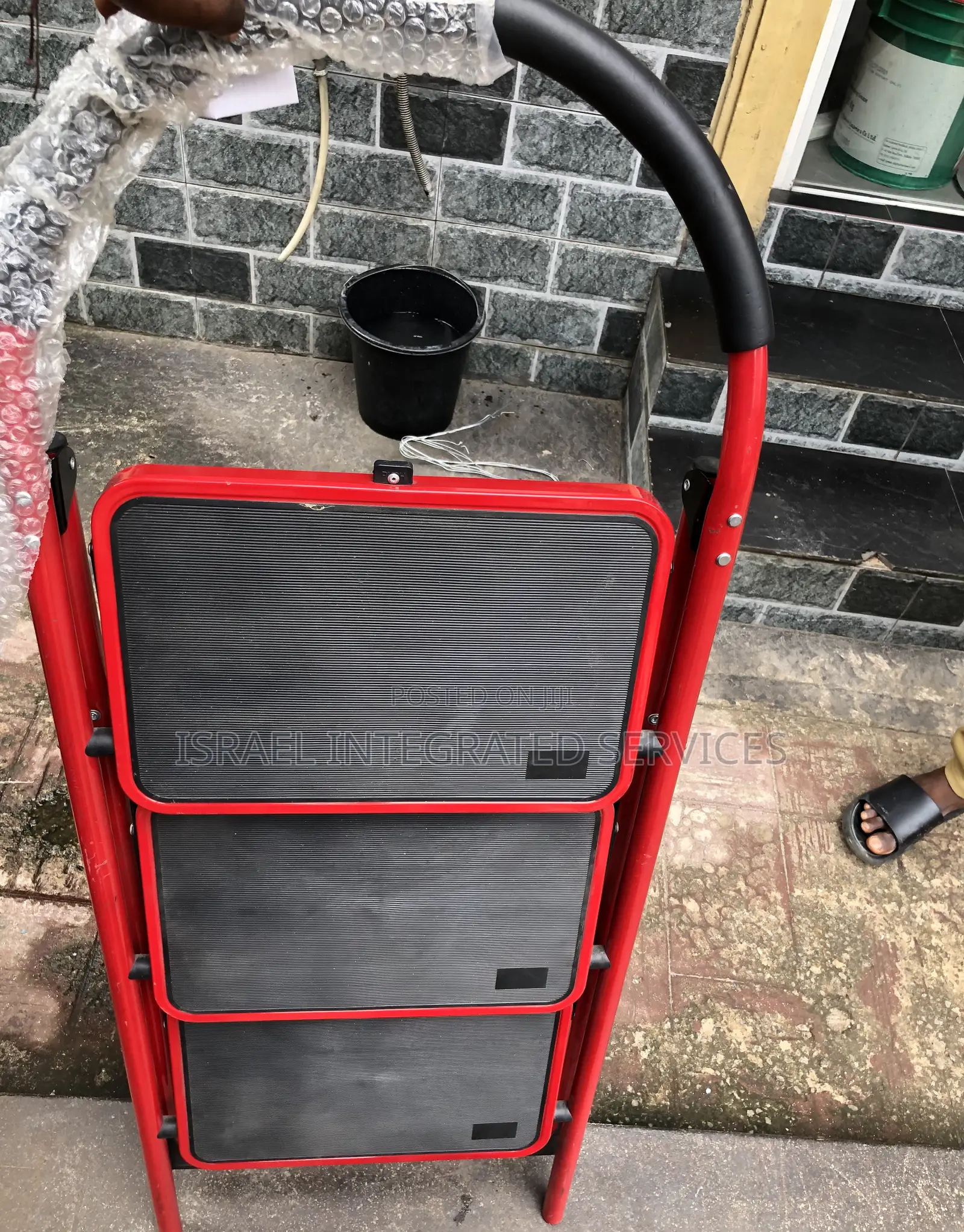 Folding Ladder 3 Ways