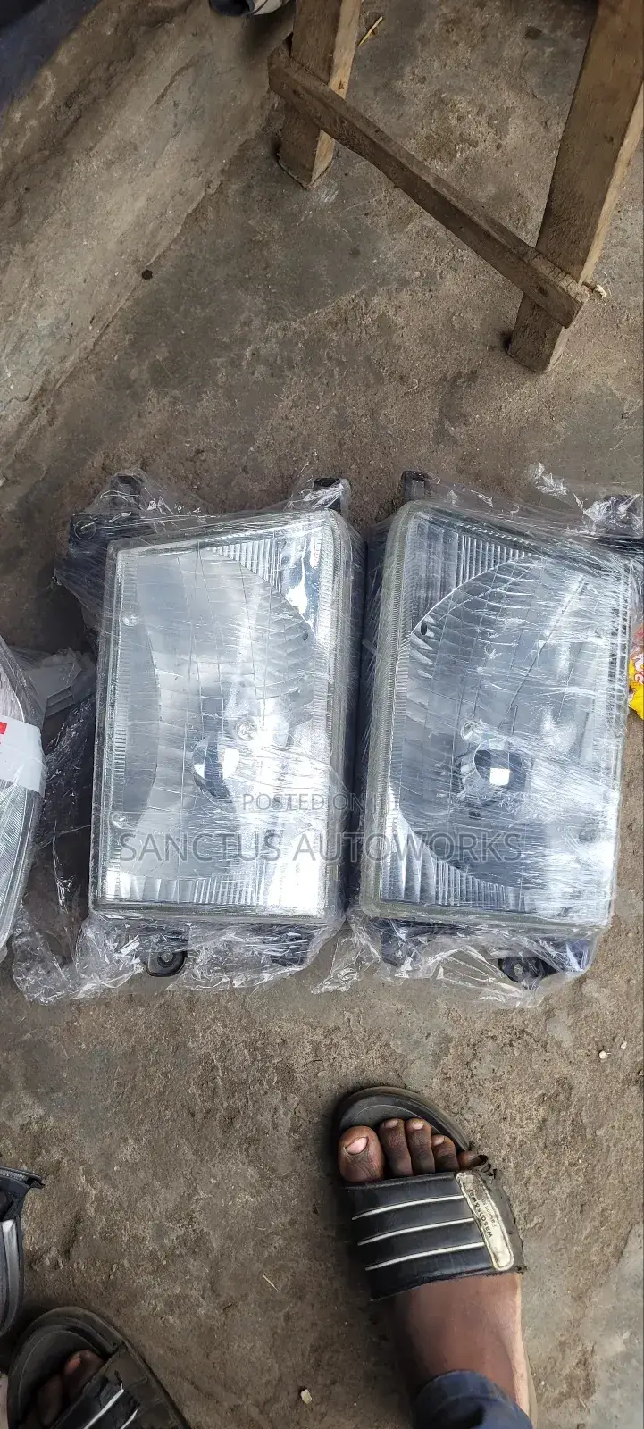 Headlight 4runner 2000model