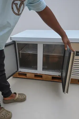 4ft Under Counter Freezer