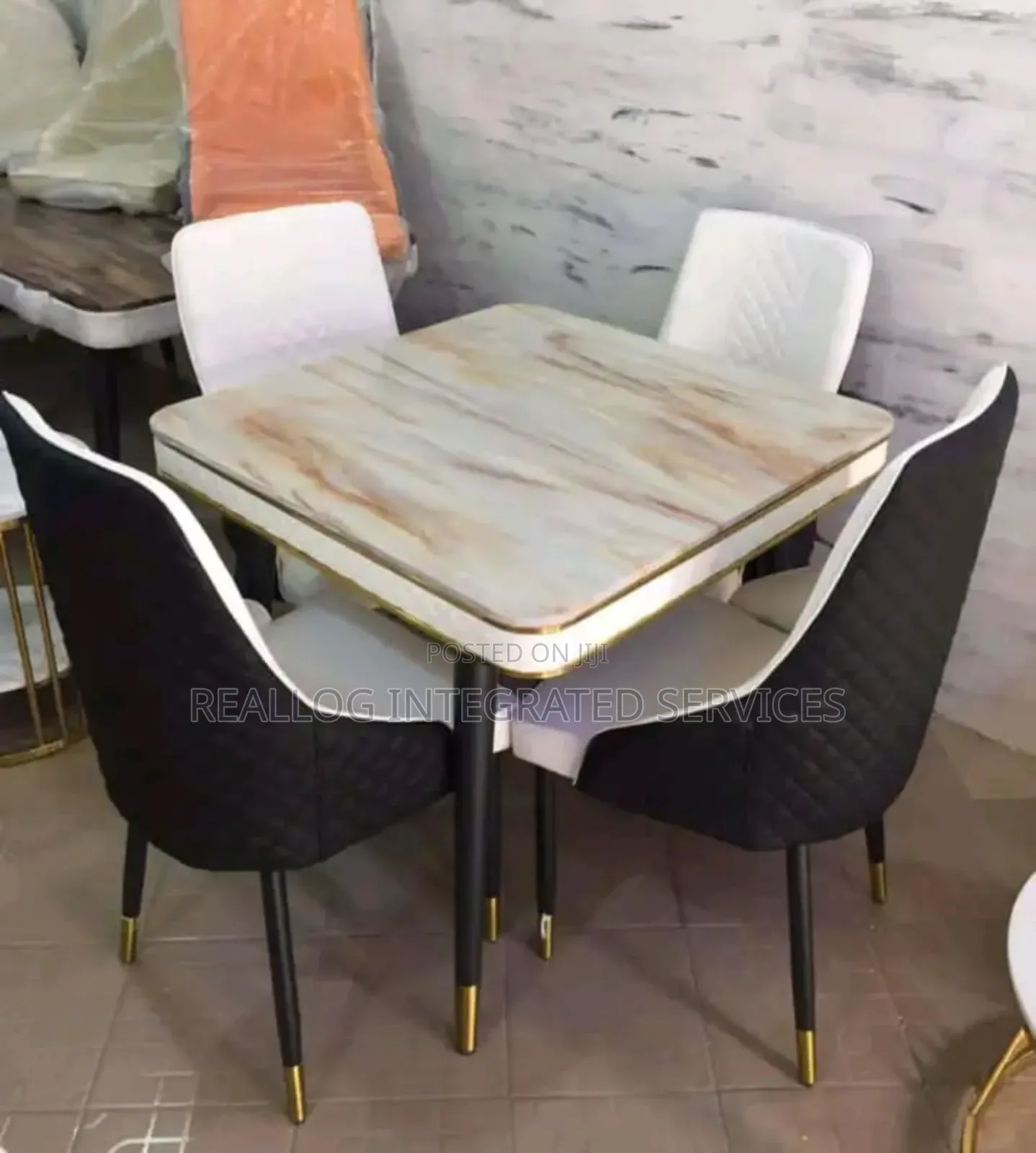 4 Seater Marble Dining Table