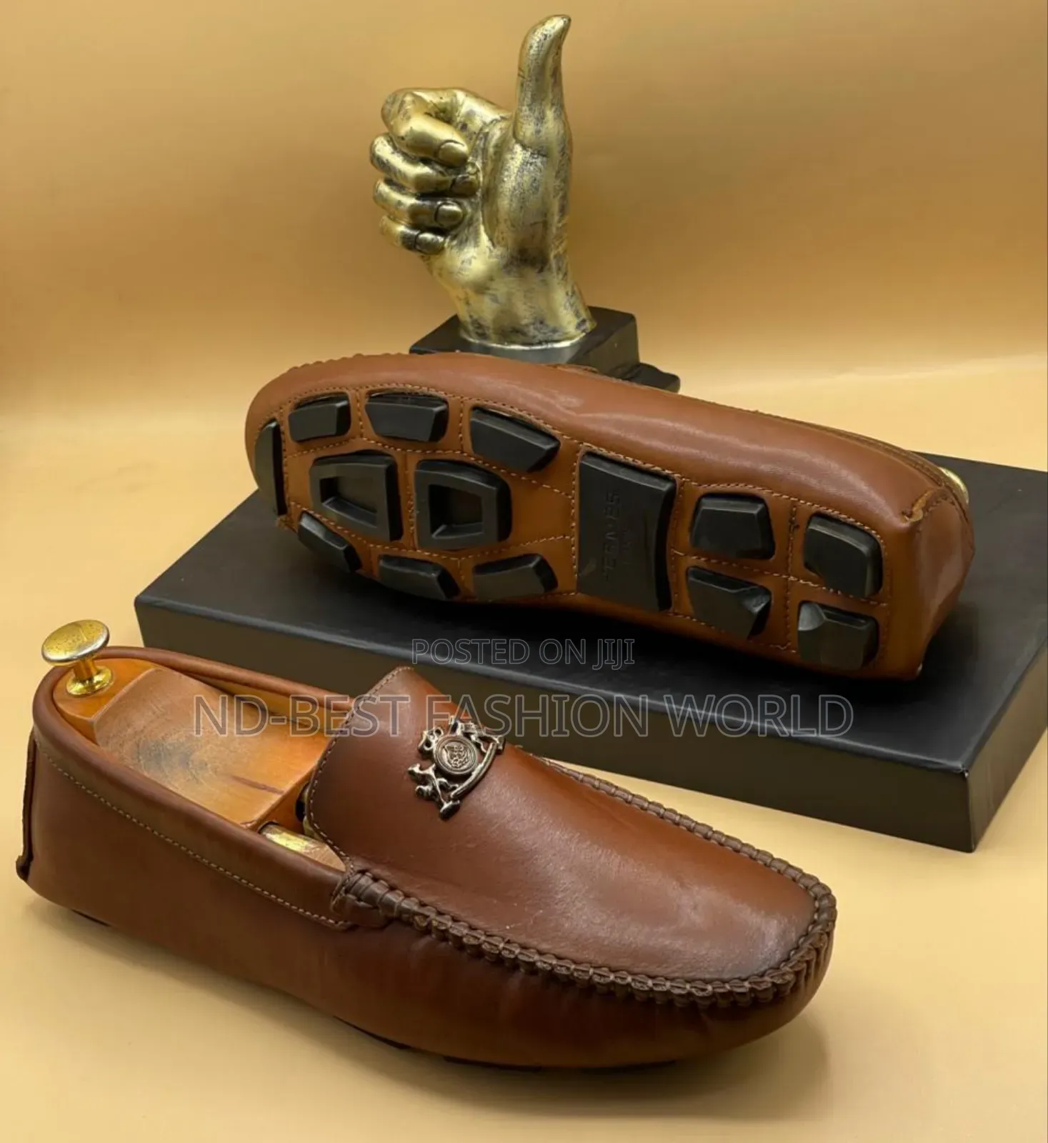 Brown Leather Flat Shoes
