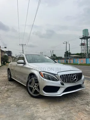 Photo - Mercedes-Benz C300 Luxury 4dr AWD 4Matic Sedan (2.0L 4cyl 7A) 2015