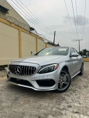 Photo - Mercedes-Benz C300 Luxury 4dr AWD 4Matic Sedan (2.0L 4cyl 7A) 2015