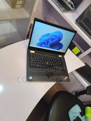 Laptop Lenovo ThinkPad X380 Yoga 8GB Intel Core I5 SSD 256GB