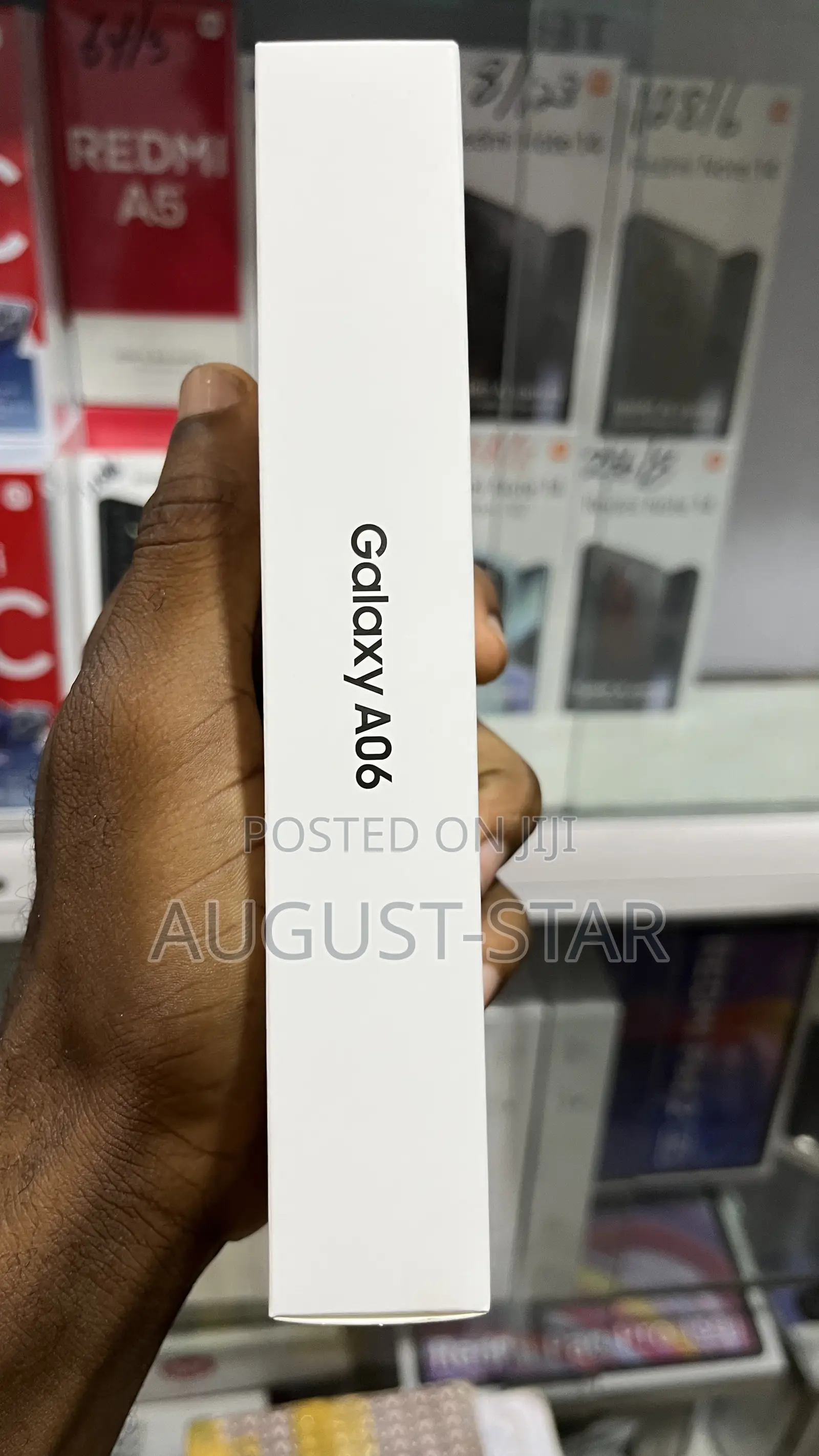 New Samsung Galaxy A06 64 GB Gold