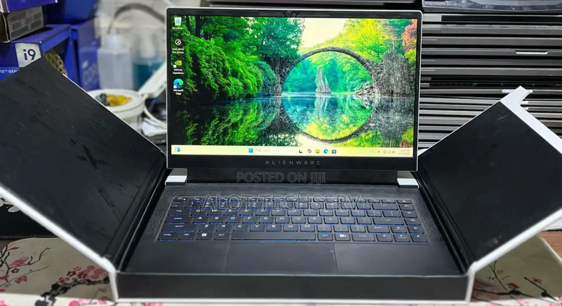 Laptop Dell Alienware X14 32GB Intel Core I7 SSD 2T
