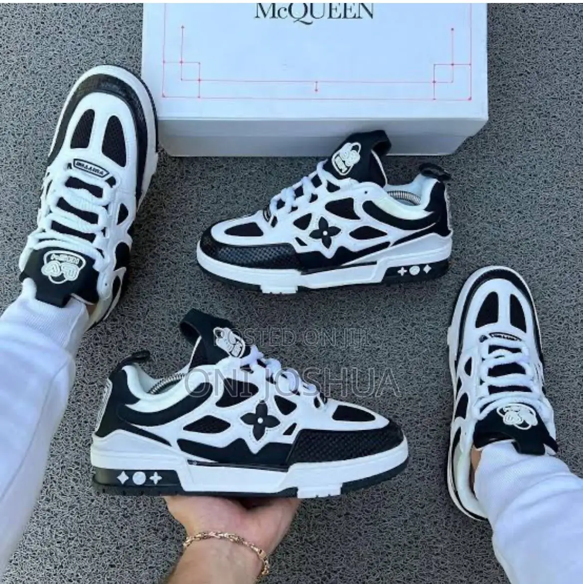 Louis Vuitton SNKS