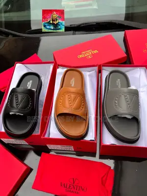 Most Wanted Luxury Valentino Pam