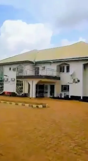 For Sale: 24 Rooms Hotel at Awka , Anambra State