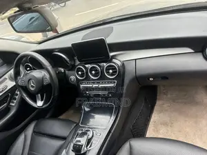 Mercedes-Benz C300 Luxury 4dr RWD Sedan (2.0L 4cyl 7A) 2015 Gray