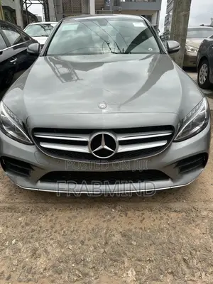 Mercedes-Benz C300 Luxury 4dr RWD Sedan (2.0L 4cyl 7A) 2015 Gray
